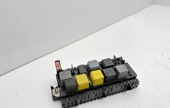 Mercedes-Benz GLE (W166 - C292) Fuse module A1669068201 46262501 13954049
