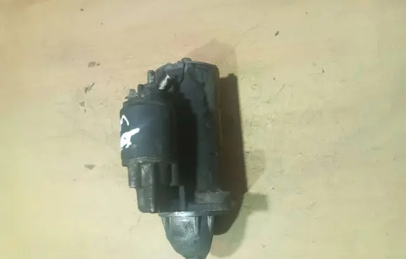 Volvo S80 Starter motor 0001109041
