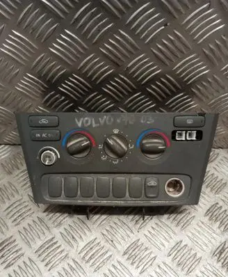 Volvo V70 Climate control unit 9452367