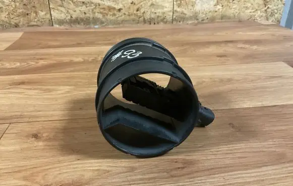 Opel Insignia A Mass air flow meter 55562426 028100X 273509073