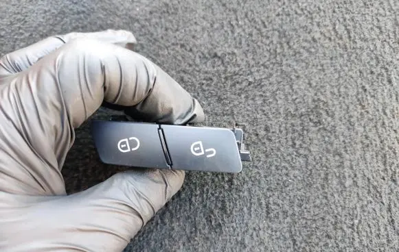 Mercedes-Benz GLE AMG (W166 - C292) Central locking switch button A2049058502 10023299