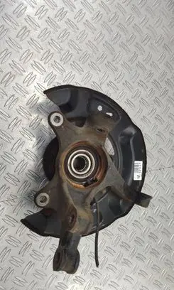 Toyota Yaris Front wheel hub