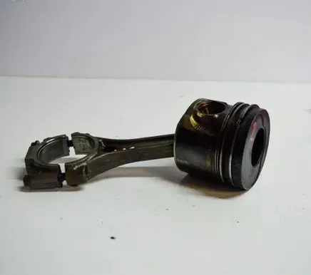 Volkswagen Touran I Piston 0388