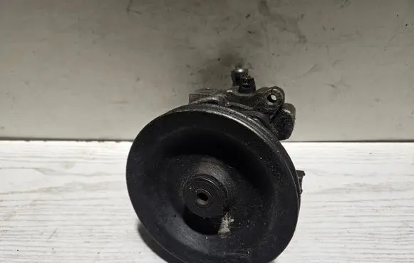 Citroen XM Power steering pump 9604163280