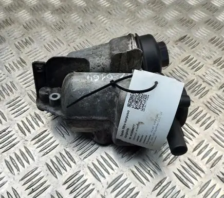 Volvo V70 Oil filter cover 30677920