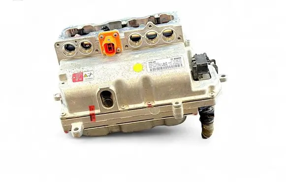 Voltage converter inverter