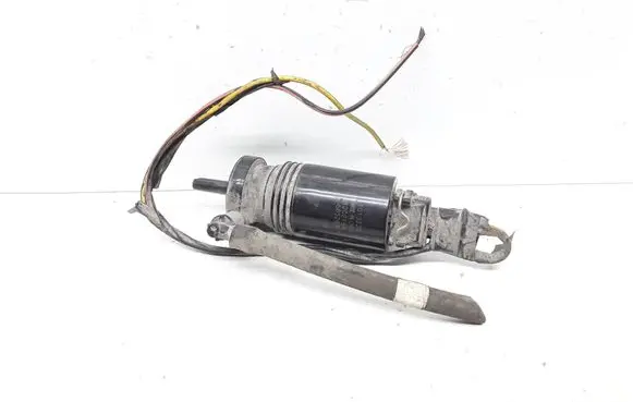 Volvo V70 Headlight washer pump 1013229 120216A