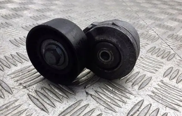 Fiat Bravo Alternator belt tensioner pulley 585981
