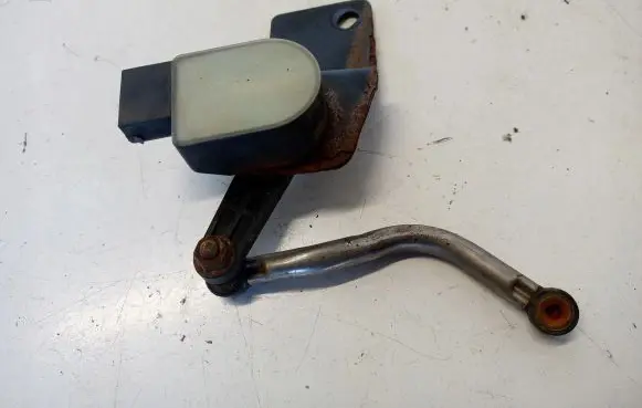Jeep Grand Cherokee Headlight/headlamp level sensor 68164093AA