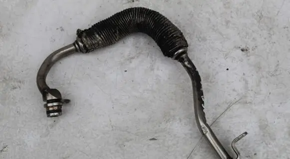 BMW 5 E60 E61 Turbo turbocharger oiling pipe/hose 7558903