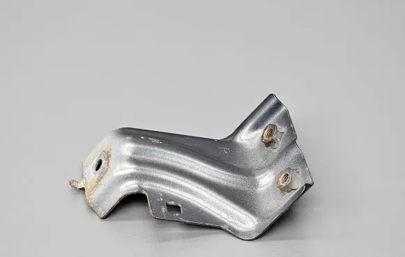 Honda Accord Fender mounting bracket