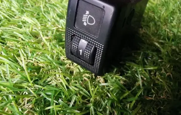 Mazda 2 Headlight level height control switch D397666F0 04056510
