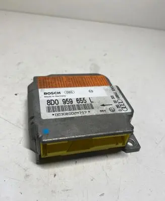 Audi A4 S4 B5 8D Airbag control unit/module 8D0959655L D0308002M757