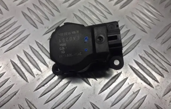 Ford Focus A/C air flow flap actuator/motor 3M5H-19E616-AB