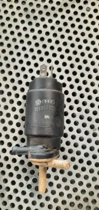 Volkswagen Crafter Windscreen/windshield washer pump 191955651