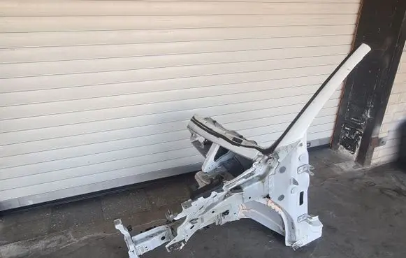 Front quarter panel