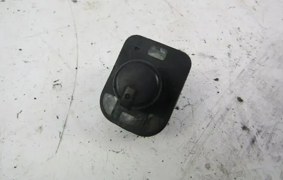 Audi A6 S6 C5 4B Wing mirror switch 