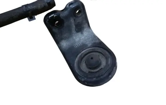 Hyundai ix 55 Radiator mount bracket