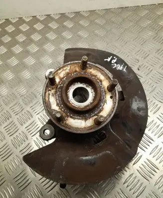 Hyundai Tucson TL Front wheel hub LHD7000