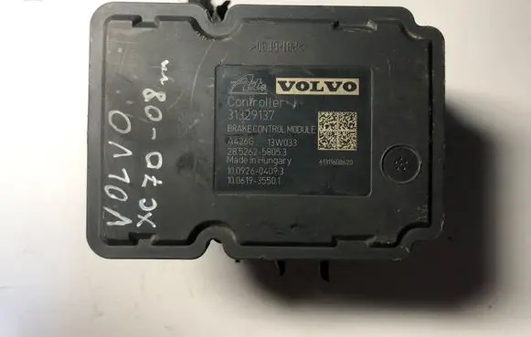 Volvo XC70 ABS Pump 31329137 A426G 13W033