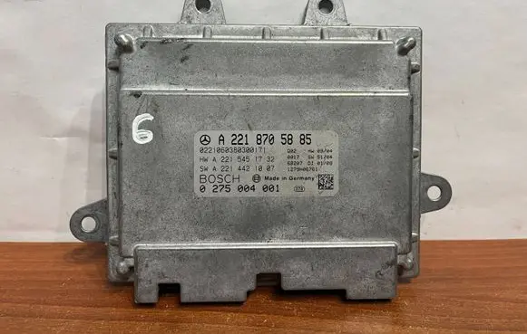 Mercedes-Benz S W221 Camera control unit module A2218705885