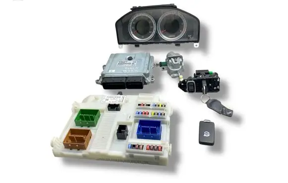 Volvo XC60 Engine ECU kit and lock set 31336983 0281018414 BG9T14C256GA