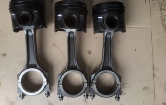 Ford Escort Piston with connecting rod 