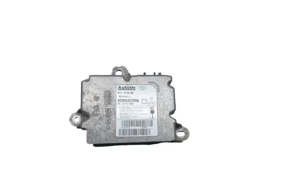 Renault Master III Airbag control unit/module 8200942209A 611131100A 611136500