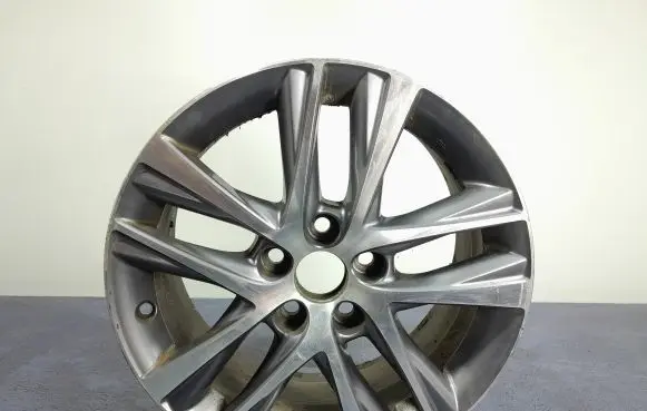 Lexus IS III XE30 R18 alloy rim 