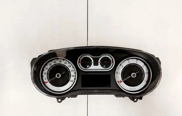 Fiat 500L Speedometer (instrument cluster)