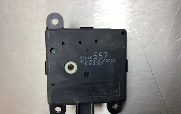 Renault Laguna III Air flap motor/actuator 52410557 A24850A8400002 090806D