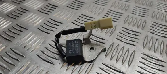 Toyota Avensis T250 Sensor 9008088002