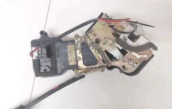 Mazda 6 Rear door lock