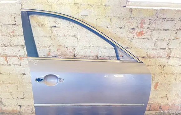 Hyundai Grandeur Front door