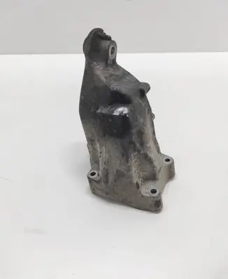 Mercedes-Benz E W212 Engine mounting bracket A6512283404 GD01555