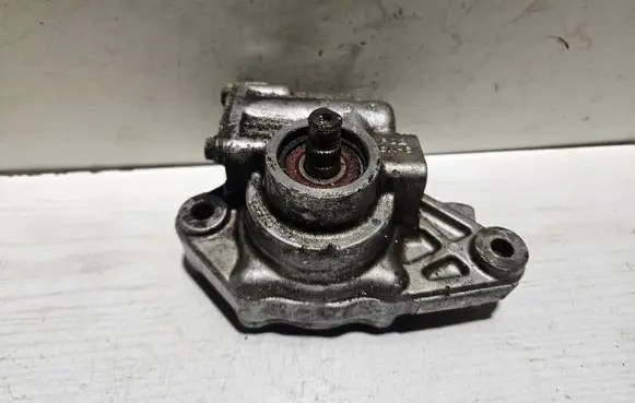 Honda Civic III Power steering pump P02 720801R