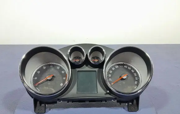 Opel Astra J Speedometer (instrument cluster) 13460583