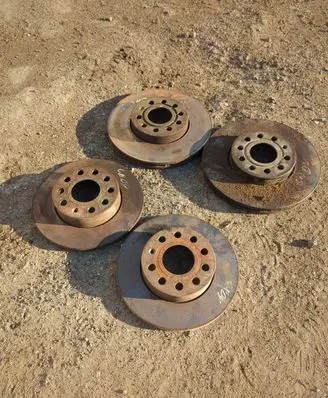Volkswagen Caddy Brake discs and calipers set 