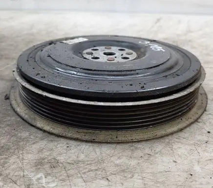 Volvo V60 Crankshaft pulley 31401194 P31401194
