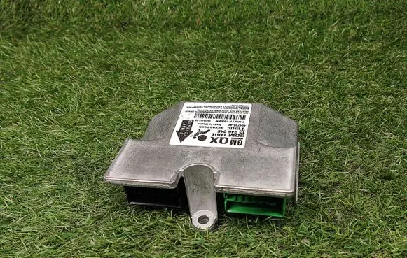 Opel Zafira B Airbag control unit/module 13246046