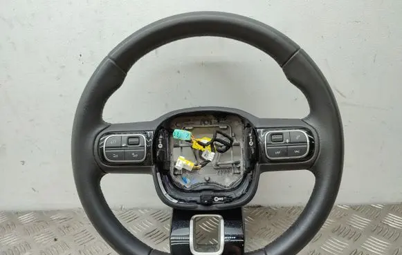 Citroen C3 Aircross Steering wheel