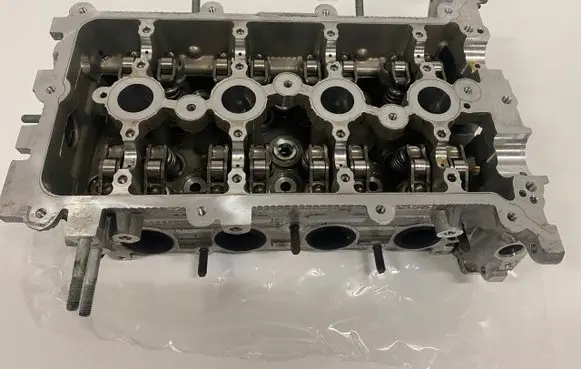 Hyundai Kona I Engine head G4LE