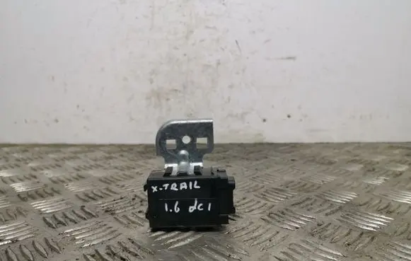 Nissan X-Trail T32 Other control units/modules 284T16FL0B
