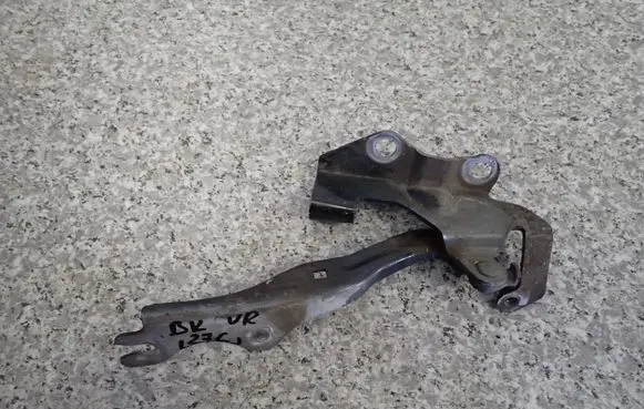 Mazda 3 I Engine bonnet/hood hinges