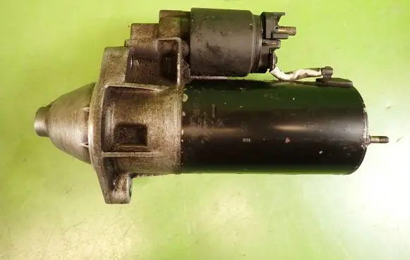 Audi A6 S6 C5 4B Starter motor