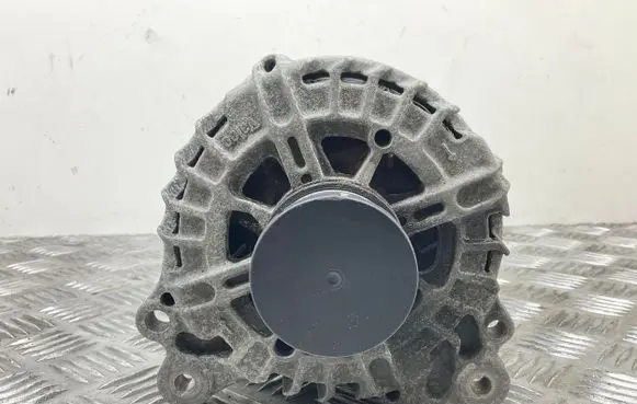 Volkswagen PASSAT B8 Generator/alternator 0986081340