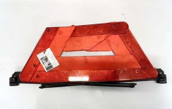 Audi A4 S4 B5 8D Emergency warning sign 8d5860251a