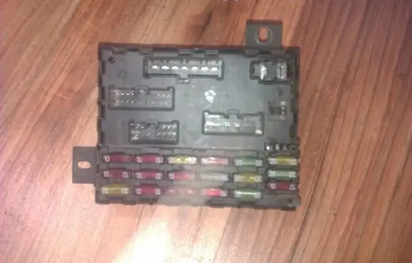 Alfa Romeo 156 Fuse box set 46447809