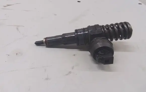 Volkswagen Phaeton Fuel injector 07Z130073H
