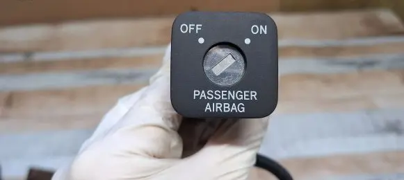 Toyota Corolla Verso AR10 Passenger airbag on/off switch 